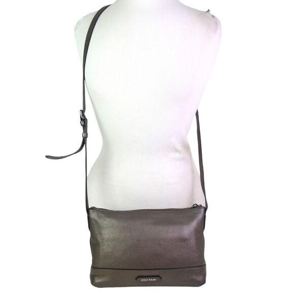 Cole Haan METALLIC BROWN REAL LEATHER ZIP X-BODY ORGANIZER SHOULDER BAG HANDBAG - Picture 6 of 16
